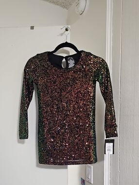 NWT Art Class Girls Sequin Long Sleeved Dressed Size 6/7